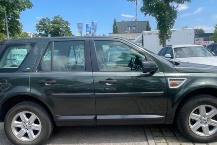 Land Rover Freelander 124.434 km 7.990 &euro; München 81243