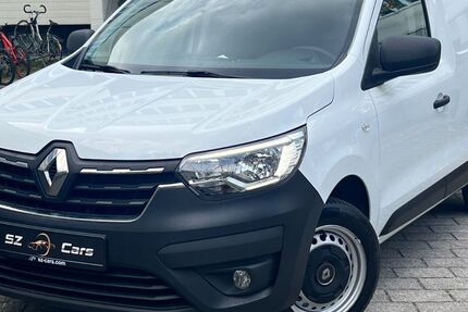 Renault Express 46.300 km 9.999 &euro; München 81677