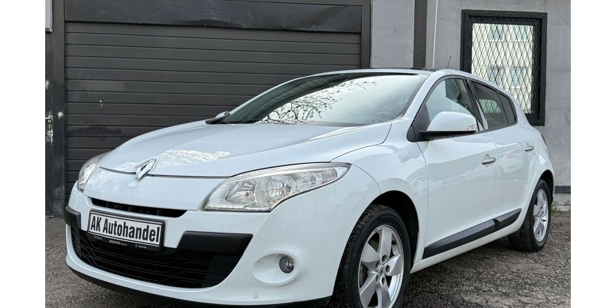 Renault Megane 198.157 km 2.790 &euro; München 80809