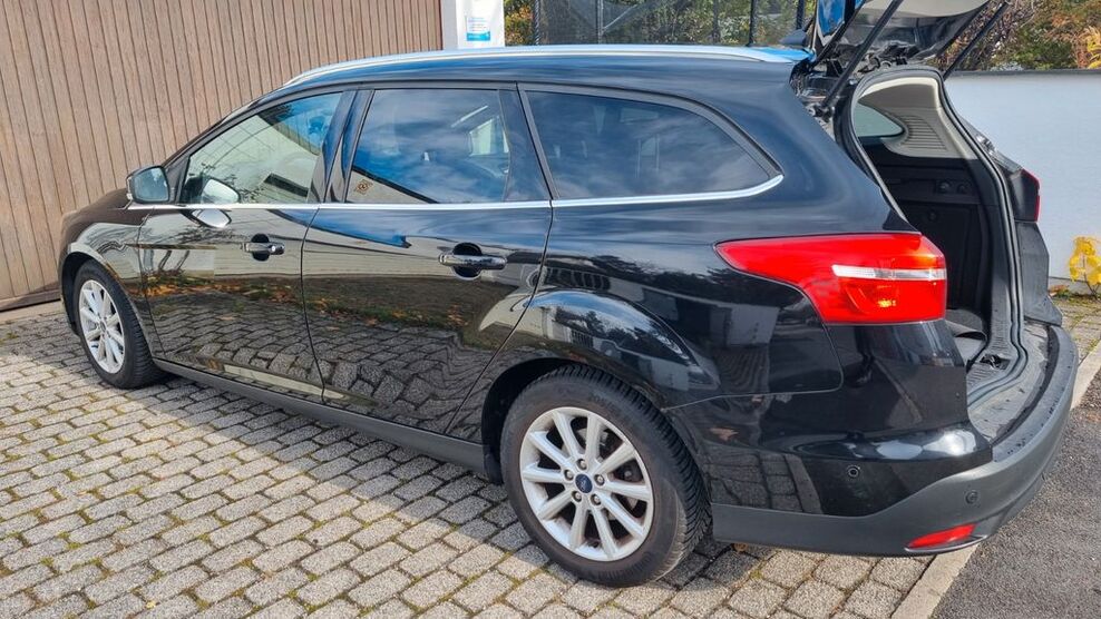 Ford Focus 178.500 km 6.700 € München 81739