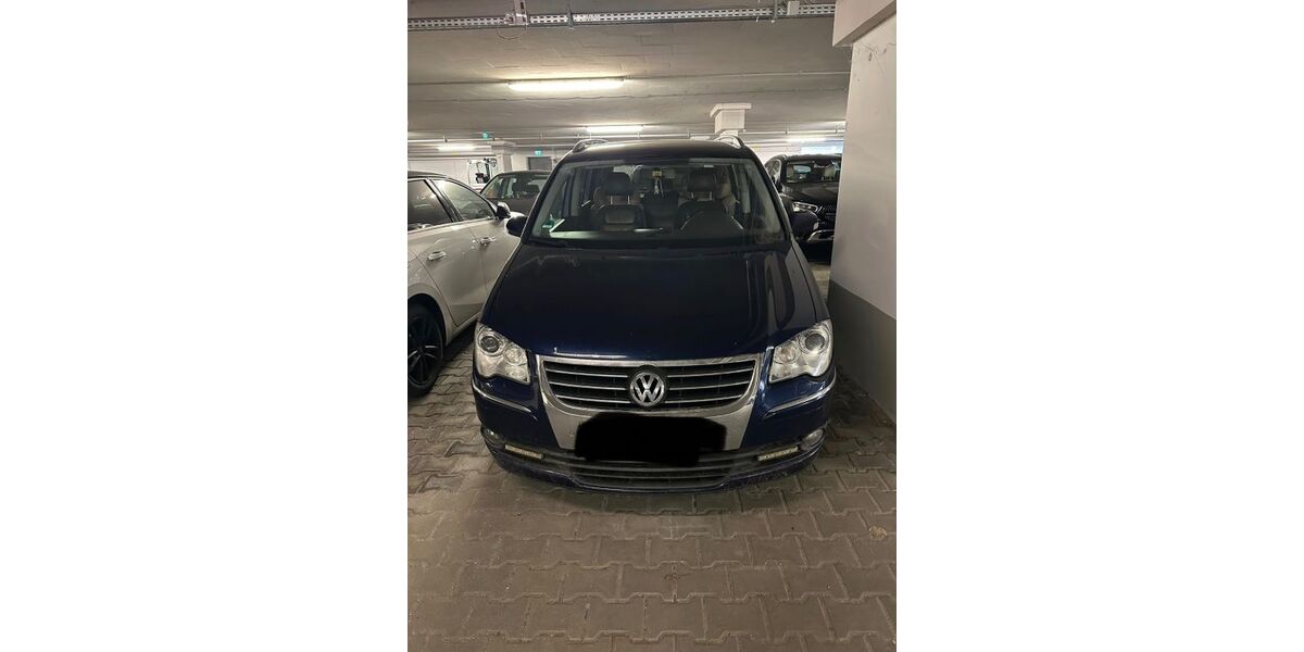 VW Touran 226.000 km 1.700 &euro; München 80797