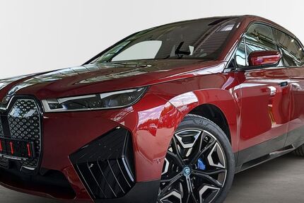 BMW iX 16.485 km 73.920 € Germering 82110