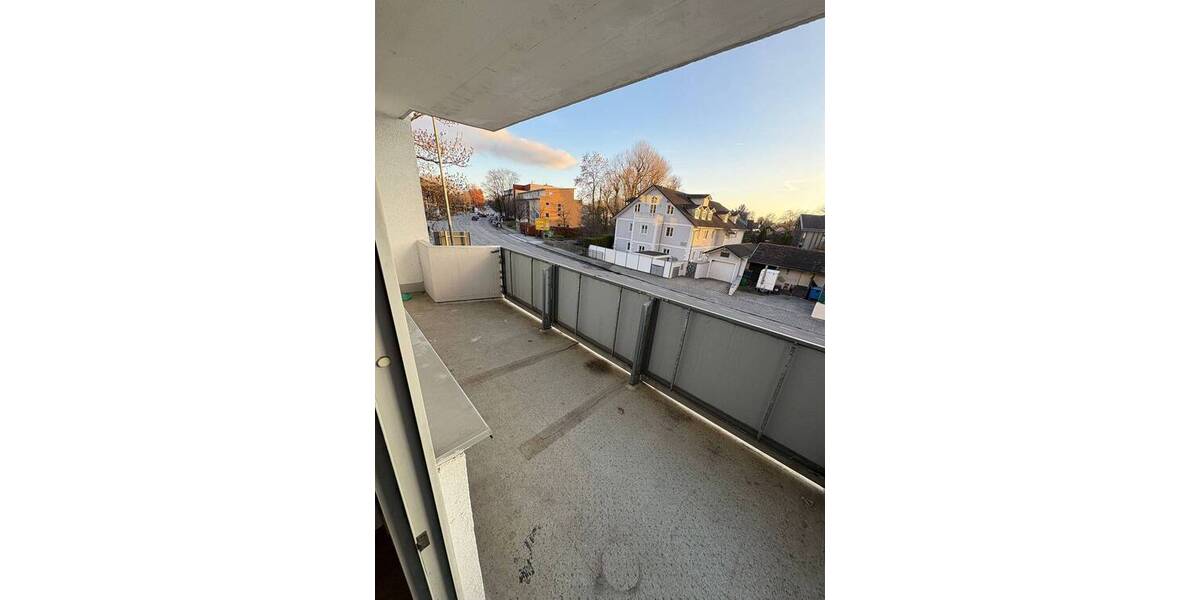 Etagenwohnung Gröbenzell - 3 Zimmer, 81 m&sup2;, 1.200&euro; | Angebot:26155593