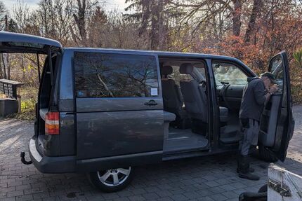 VW T5 Multivan 10.000 km 10.500 &euro; Berg 82335