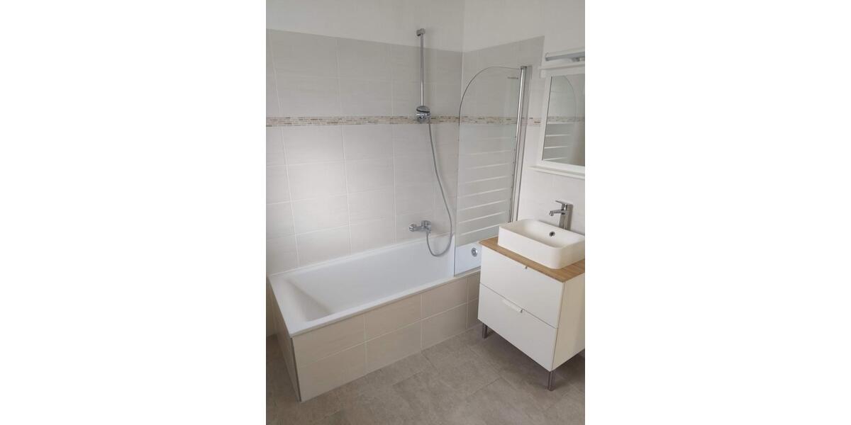 Etagenwohnung Aschheim - 2.5 Zimmer, 90 m&sup2;, 1.380&euro; | Angebot:25570695