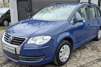 VW Touran 337.145 km 2.990 € München 80809