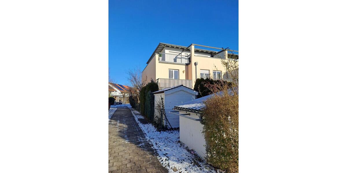 Wohnung mit Reihenendhaus-Charakter, PROVISIONSFREI 4 zimmer