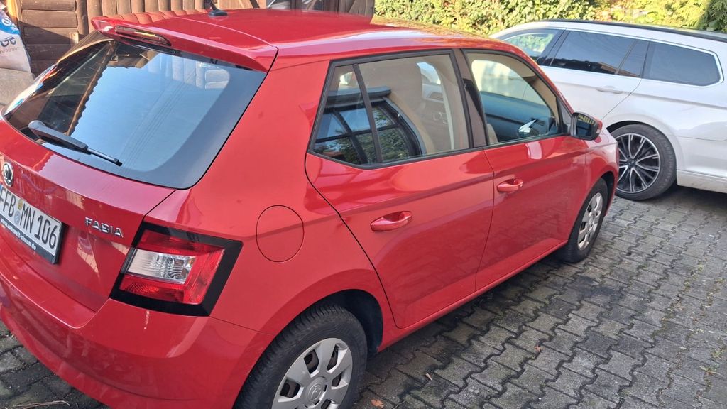 Skoda Fabia 40.700 km 7.000 &euro; Eichenau 82223
