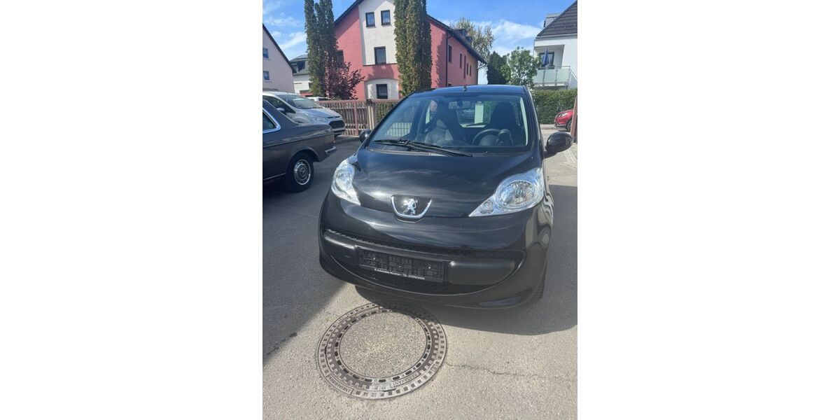 Peugeot 107 77.400 km 5.690 &euro; München 80999