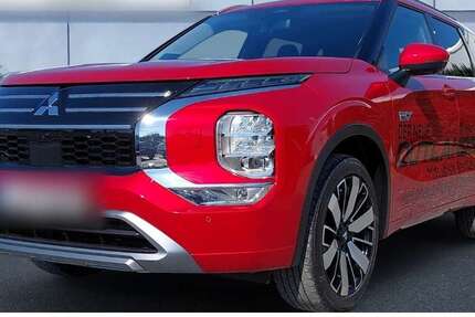 Mitsubishi Outlander 4.500 km 56.990 € Grünwald 82031