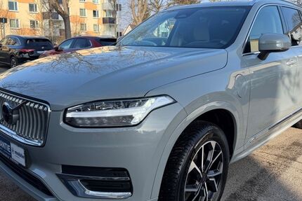 Volvo XC90 112.145 km 41.900 &euro; München 81243