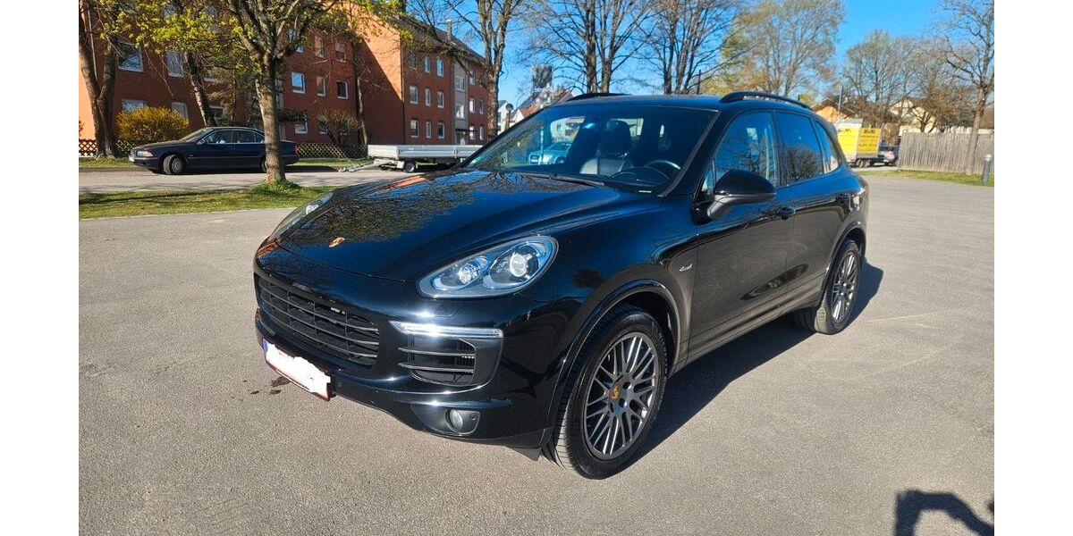 Porsche Cayenne 302.000 km 19.750 &euro; Alling 82239
