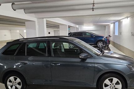 Skoda Fabia 70.000 km 12.400 &euro; München 81829