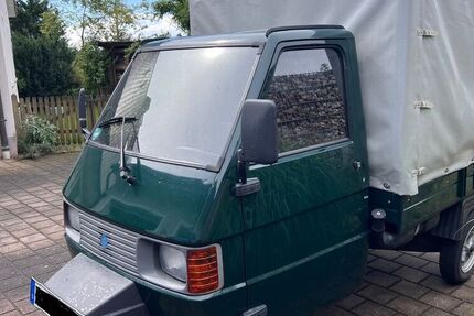 Piaggio APE