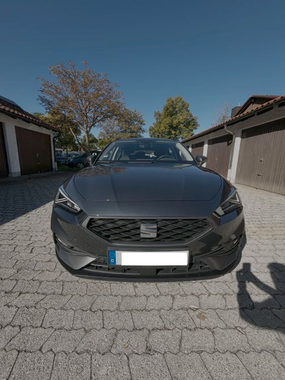 Seat Leon 40.000 km 22.990 € Putzbrunn 85640