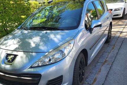Peugeot 207 118.000 km 2.490 &euro; München, Landeshauptstadt 80997