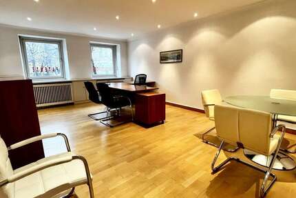 Büro in München 1.600.000 € 171.87 m² zimmer