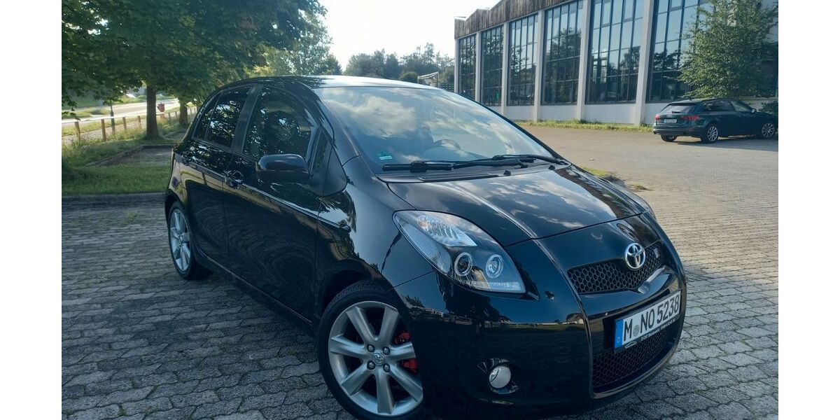 Toyota Yaris 115.000 km 6.999 &euro; Ottobrun 85521