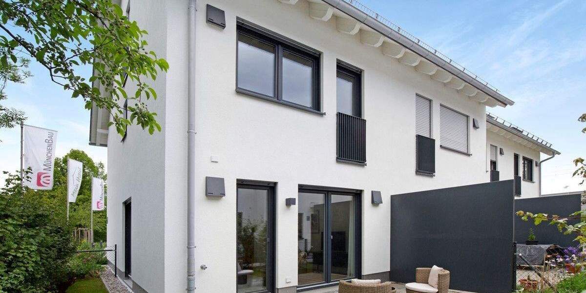 Reihenmittelhaus München Allach-Untermenzing - 4 Zimmer, 111 m&sup2;, 1.119.000&euro; | Angebot:25700264