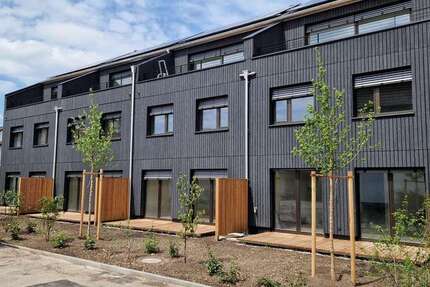 Haus Neufahrn bei Freising Mintraching-Grüneck - 5 Zimmer, 140 m&sup2;, 2.460&euro; | Angebot:24650730