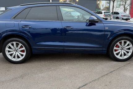 Audi Q8 88.589 km 50.900 &euro; Germering 82110