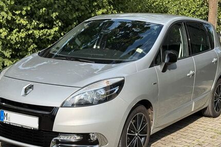 Renault Scenic 93.585 km 6.200 &euro; München 81673