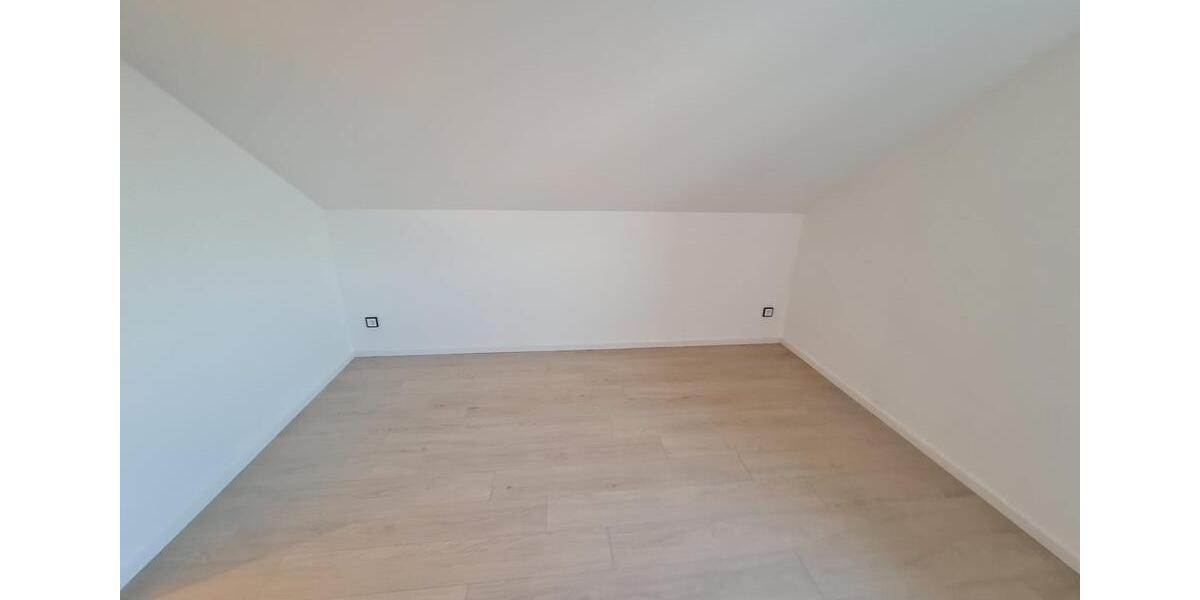 Dachgeschoßwohnung Olching - 2 Zimmer, 41 m&sup2;, 980&euro; | Angebot:26416390