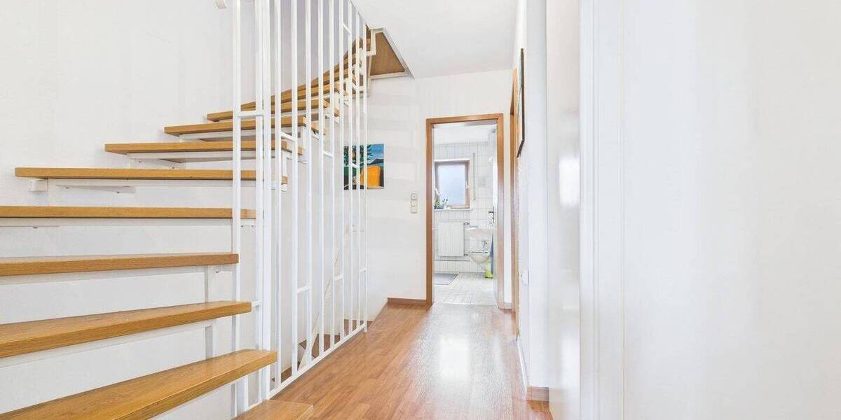 Reihenmittelhaus München Ramersdorf-Perlach - 5 Zimmer, 147 m&sup2;, 989.000&euro; | Angebot:26744811