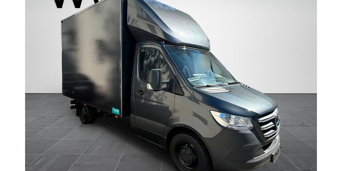 Mercedes-Benz Sprinter 196.000 km 28.990 &euro; München 81249