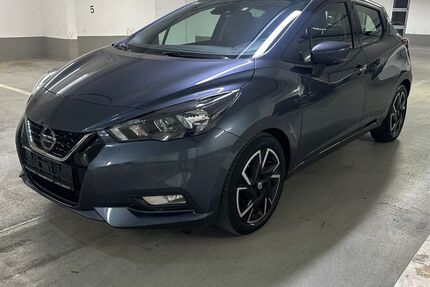 Nissan Micra 32.000 km 12.990 &euro; München 81929