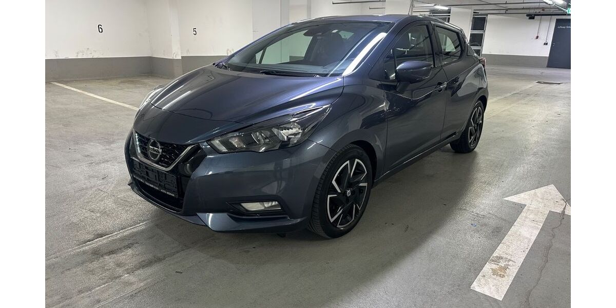 Nissan Micra 32.000 km 12.990 &euro; München 81929