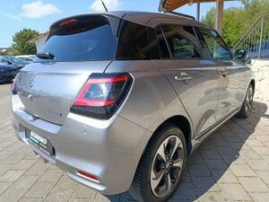 Suzuki SWIFT COMFORT+ HYBRID 11.900 km 17.666 € Höhenkirchen-Siegertsbrun 85635