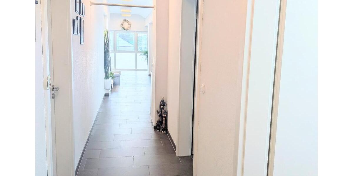 Dachgeschoßwohnung Fürstenfeldbruck - 3.5 Zimmer, 95 m&sup2;, 635.000&euro; | Angebot:27018957