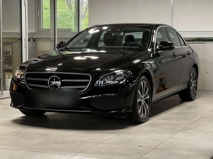 E 300