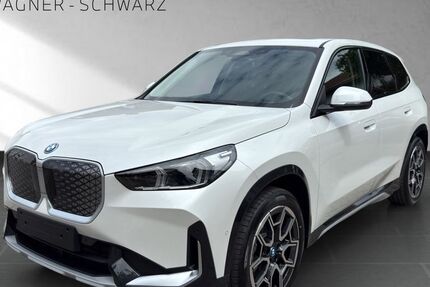 BMW iX1 2.499 km 49.975 &euro; Kirchseeon 85614