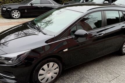 Opel Astra 72.000 km 8.980 &euro; München 81827