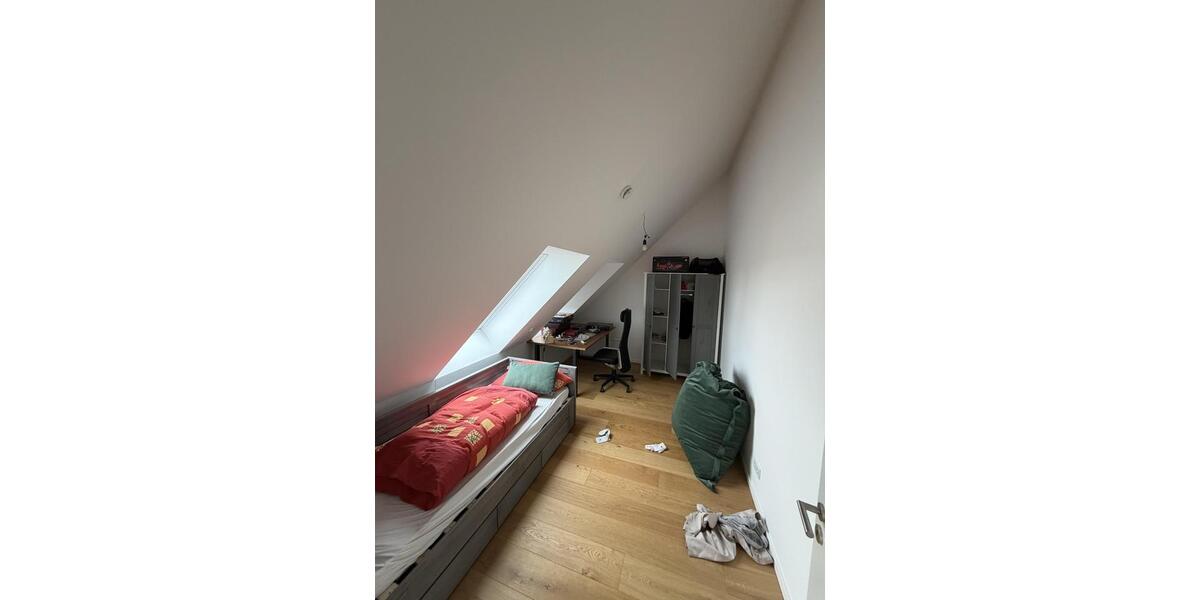 Etagenwohnung München Pasing-Obermenzing - 2 Zimmer, 117 m&sup2;, 2.550&euro; | Angebot:26477252