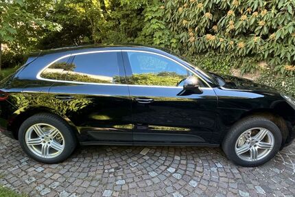 Porsche Macan 128.600 km 31.100 &euro; Starnberg 82319