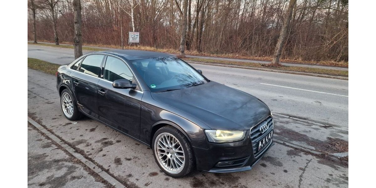 Audi A4 180.000 km 8.666 &euro; MÜNCHEN 80995
