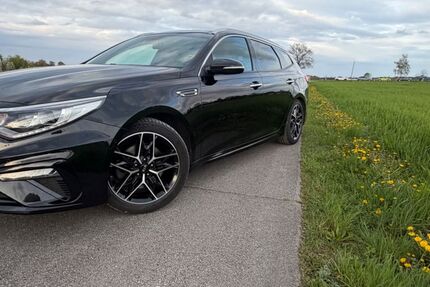 Kia Optima 126.500 km 14.900 &euro; Unterhaching 82008