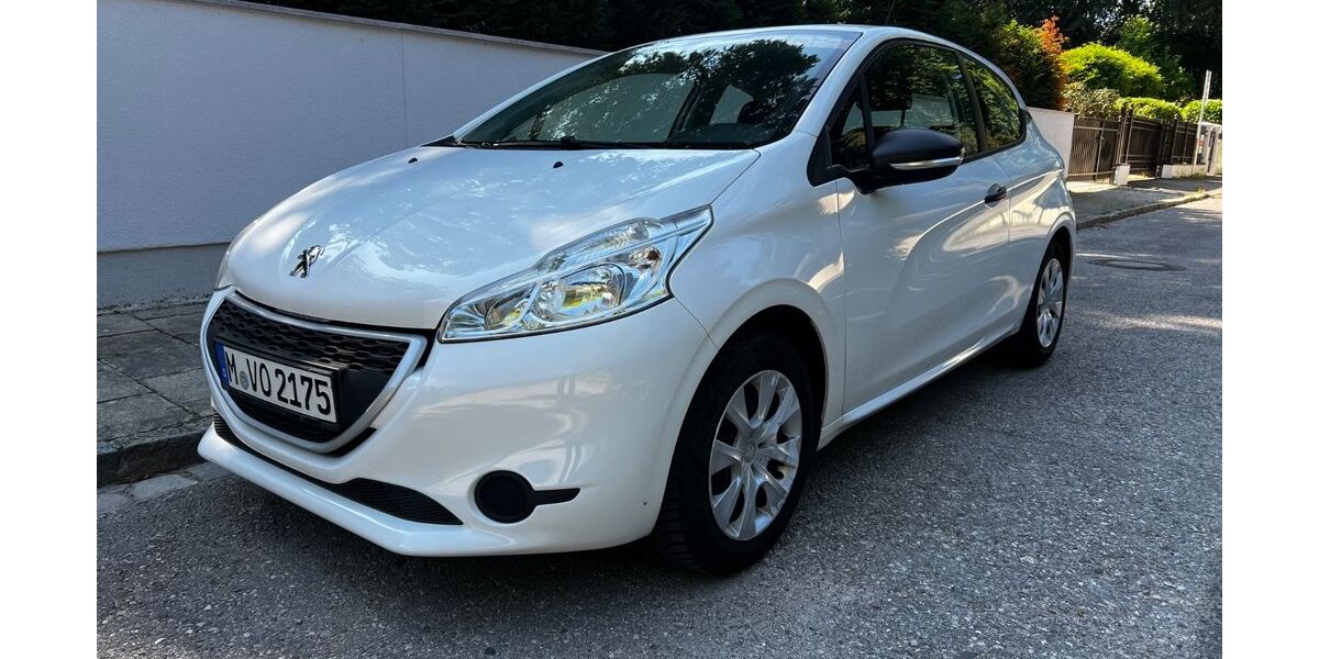 Peugeot 208 71.000 km 3.000 &euro; Ottobrunn 85521