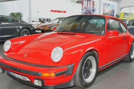 Porsche 911 10.142 km 74.900 € München 81669