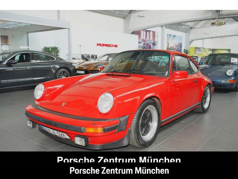 Porsche 911 10.142 km 74.900 € München 81669