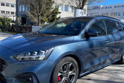 Ford Focus 100.000 km 13.900 &euro; Riemerling 85521