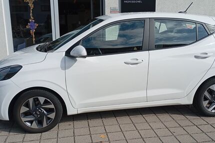 Hyundai i10 71.800 km 10.990 &euro; Straßlach bei München 82064