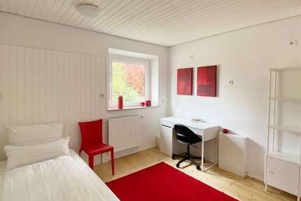 WG-Zimmer in Pullach im Isartal 550 € 14 m² zimmer