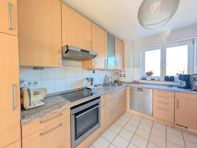 Etagenwohnung Neubiberg - 4 Zimmer, 96 m&sup2;, 1.850&euro; | Angebot:24835467