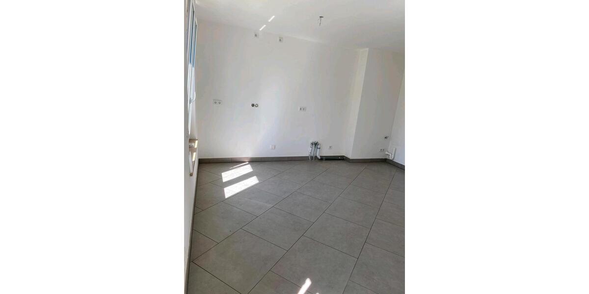 Etagenwohnung Dachau - 4 Zimmer, 100 m&sup2;, 1.300&euro; | Angebot:26398620