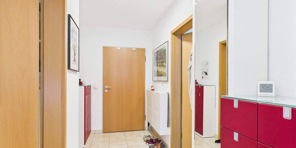 Zeitlose Eleganz trifft auf modernen Wohnkomfort 3 zimmer