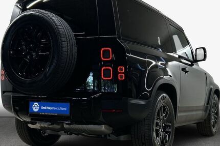 Land Rover Defender 5.500 km 71.497 &euro; München 80809